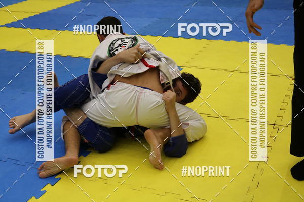 Buy your photos of the eventfight friends on Fotop