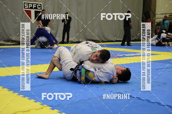 Achetez vos photos de l'vnementfight friends sur Fotop