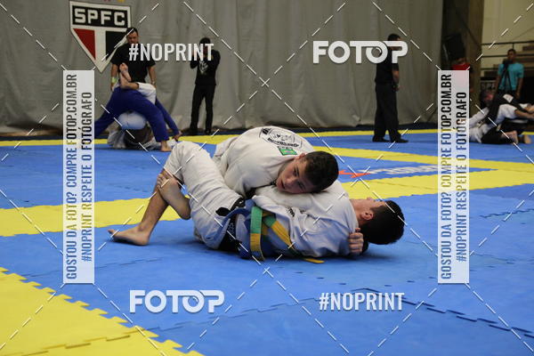 Achetez vos photos de l'vnementfight friends sur Fotop