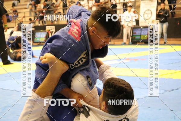 Buy your photos of the eventfight friends on Fotop