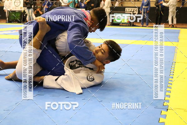 Buy your photos of the eventfight friends on Fotop