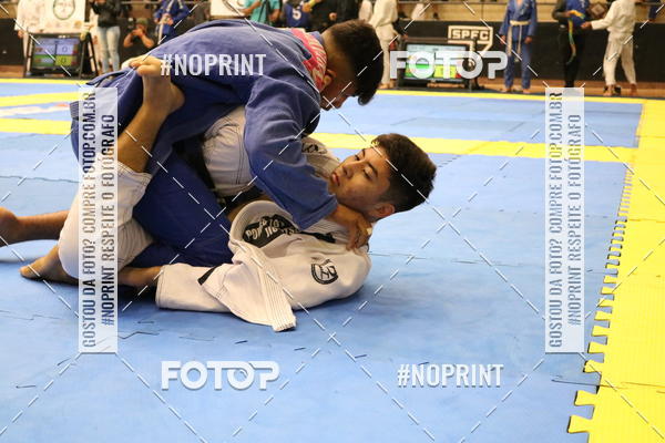 Buy your photos of the eventfight friends on Fotop