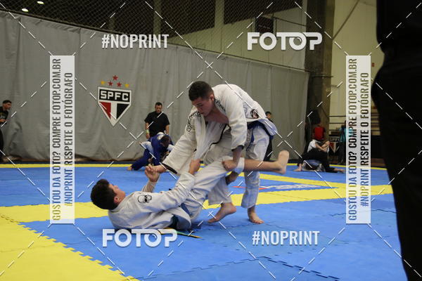 Achetez vos photos de l'vnementfight friends sur Fotop