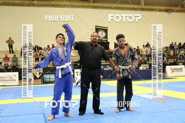 Buy your photos of the eventfight friends on Fotop