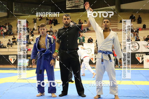 Buy your photos of the eventfight friends on Fotop