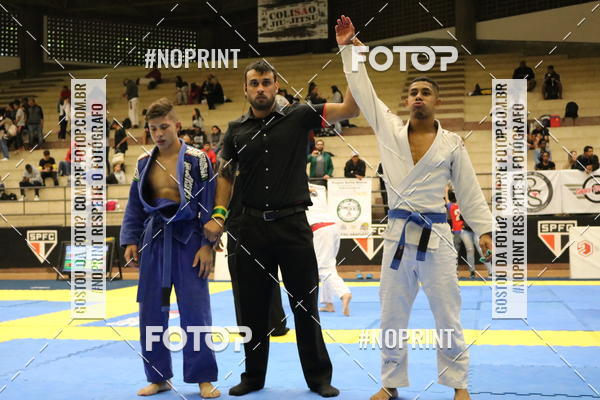 Buy your photos of the eventfight friends on Fotop