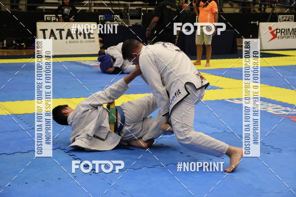 Achetez vos photos de l'vnementfight friends sur Fotop