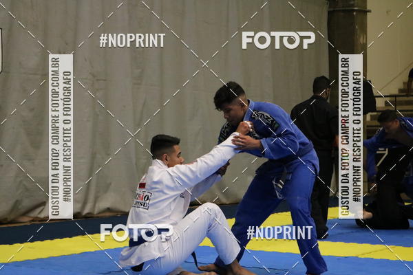 Buy your photos of the eventfight friends on Fotop