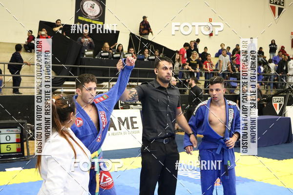 Buy your photos of the eventfight friends on Fotop