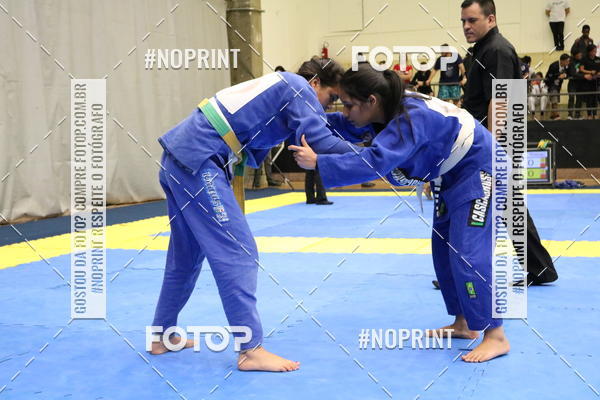 Buy your photos of the eventfight friends on Fotop