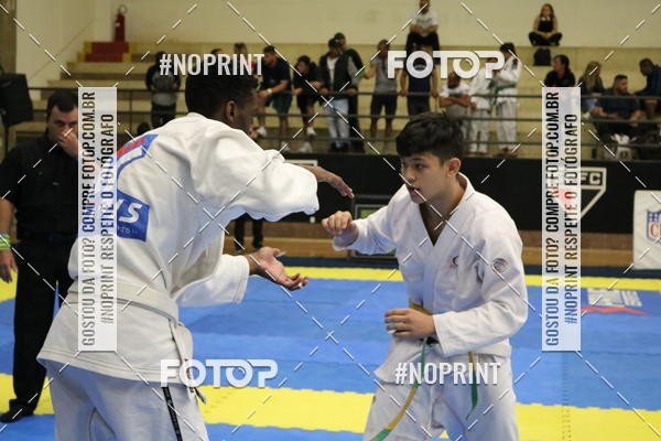 Buy your photos of the eventfight friends on Fotop