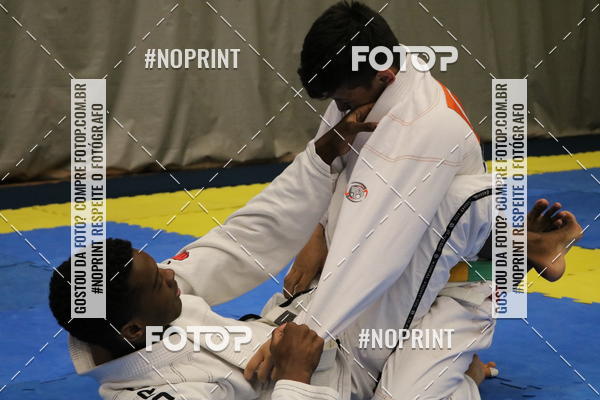 Buy your photos of the eventfight friends on Fotop