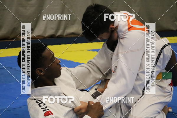 Buy your photos of the eventfight friends on Fotop