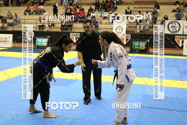 Buy your photos of the eventfight friends on Fotop