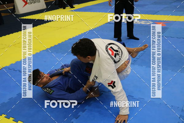 Buy your photos of the eventfight friends on Fotop