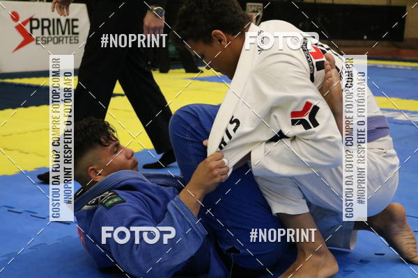 Buy your photos of the eventfight friends on Fotop