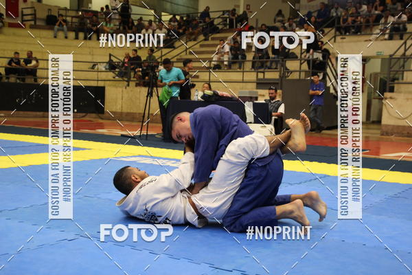 Achetez vos photos de l'vnementfight friends sur Fotop