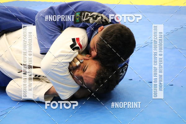 Buy your photos of the eventfight friends on Fotop