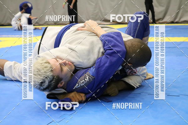 Buy your photos of the eventfight friends on Fotop