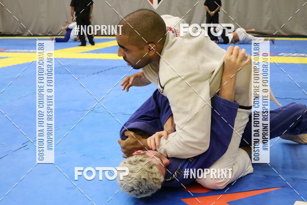 Buy your photos of the eventfight friends on Fotop