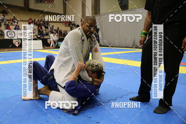 Buy your photos of the eventfight friends on Fotop