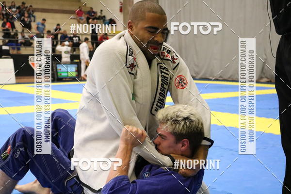 Buy your photos of the eventfight friends on Fotop