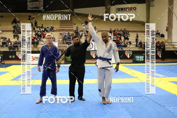 Buy your photos of the eventfight friends on Fotop