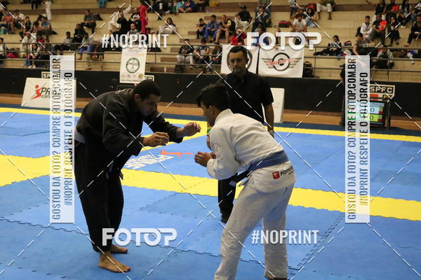 Buy your photos of the eventfight friends on Fotop