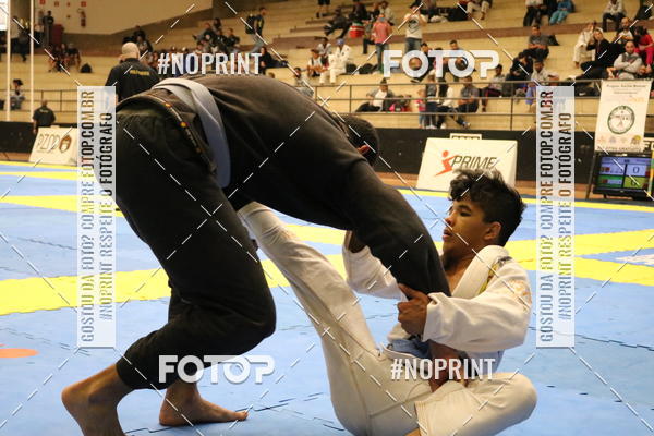 Buy your photos of the eventfight friends on Fotop