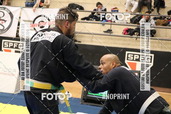 Buy your photos of the eventfight friends on Fotop