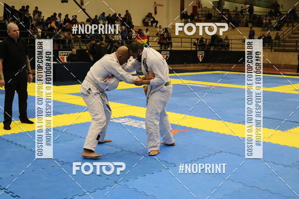 Buy your photos of the eventfight friends on Fotop