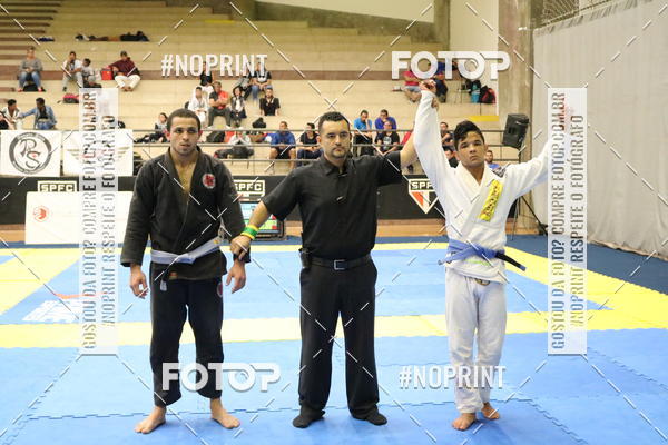 Buy your photos of the eventfight friends on Fotop