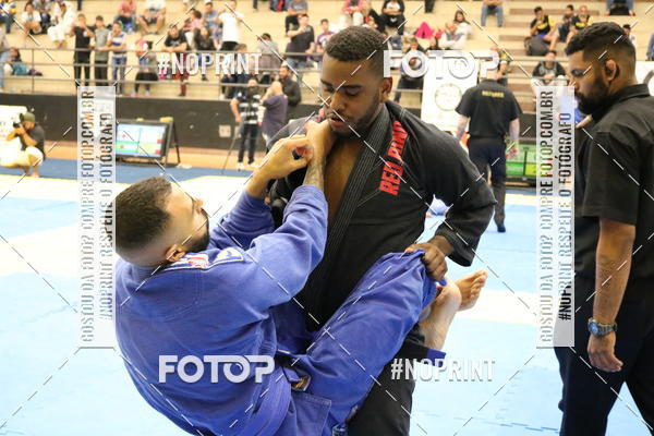 Buy your photos of the eventfight friends on Fotop