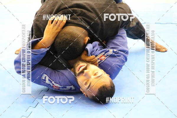 Buy your photos of the eventfight friends on Fotop