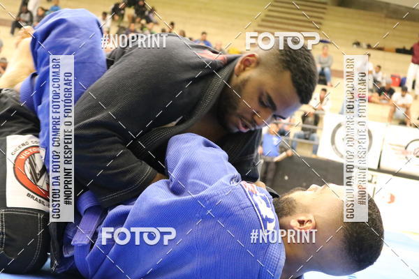 Buy your photos of the eventfight friends on Fotop