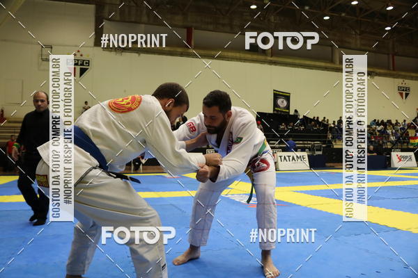 Buy your photos of the eventfight friends on Fotop