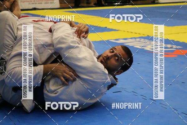 Buy your photos of the eventfight friends on Fotop