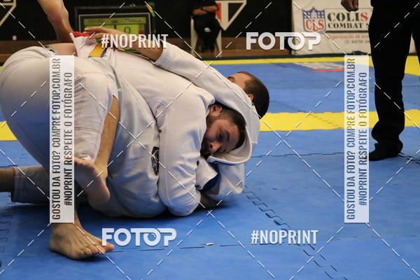 Buy your photos of the eventfight friends on Fotop