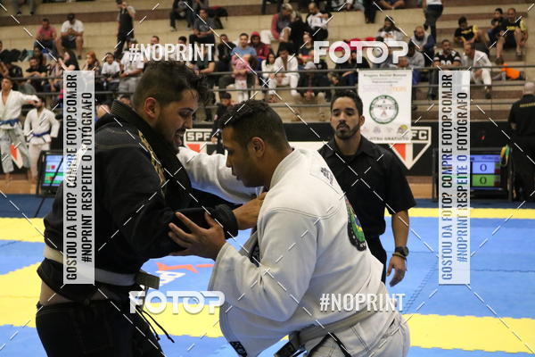 Buy your photos of the eventfight friends on Fotop