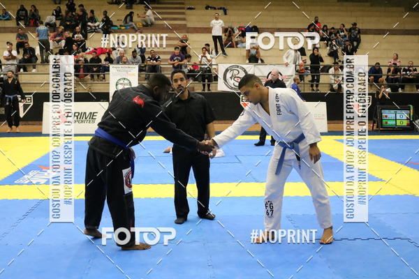 Buy your photos of the eventfight friends on Fotop