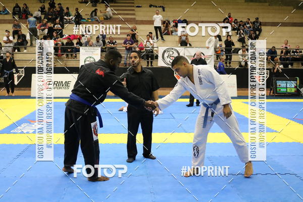 Buy your photos of the eventfight friends on Fotop