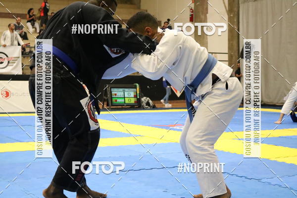 Buy your photos of the eventfight friends on Fotop