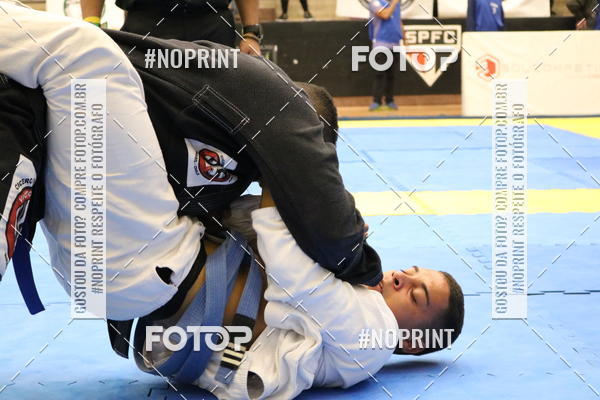 Buy your photos of the eventfight friends on Fotop