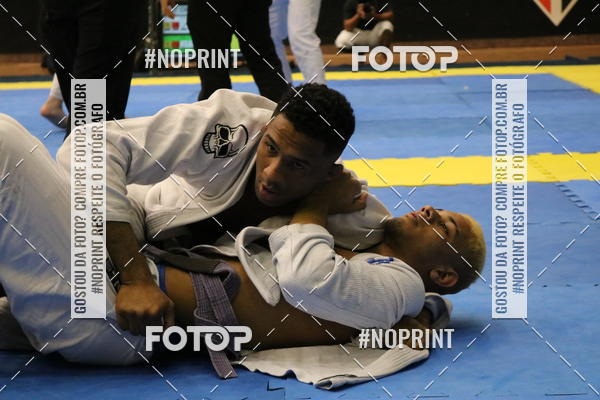 Buy your photos of the eventfight friends on Fotop