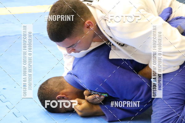 Buy your photos of the eventfight friends on Fotop