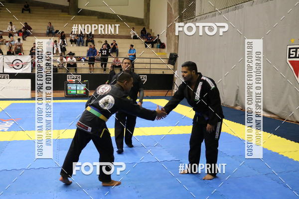 Buy your photos of the eventfight friends on Fotop