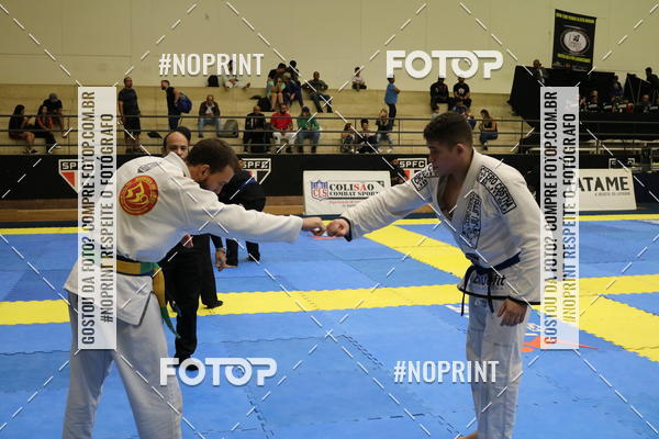 Buy your photos of the eventfight friends on Fotop