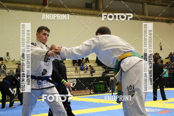 Buy your photos of the eventfight friends on Fotop