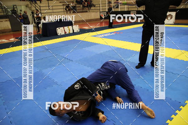 Achetez vos photos de l'vnementfight friends sur Fotop