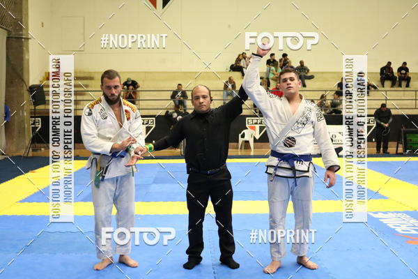 Buy your photos of the eventfight friends on Fotop